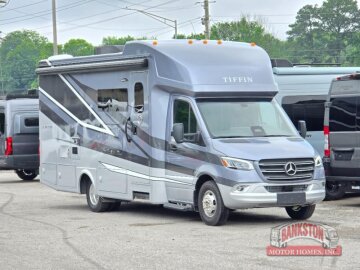New 2027 Tiffin Wayfarer 25 RW