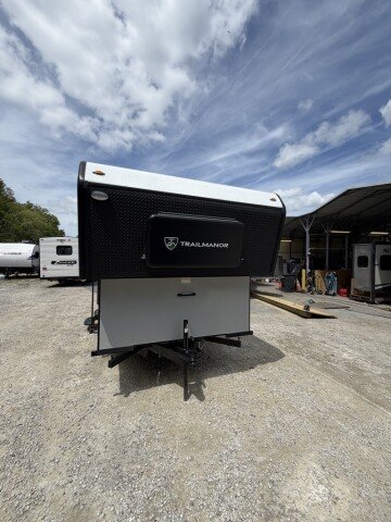 New 2027 TrailManor Model 3124