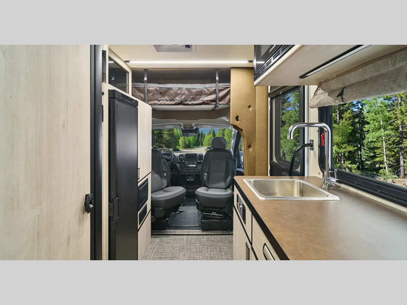 New 2027 Winnebago Elora