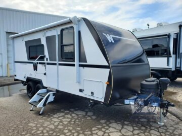 New 2027 Winnebago Micro Minnie 2108DS