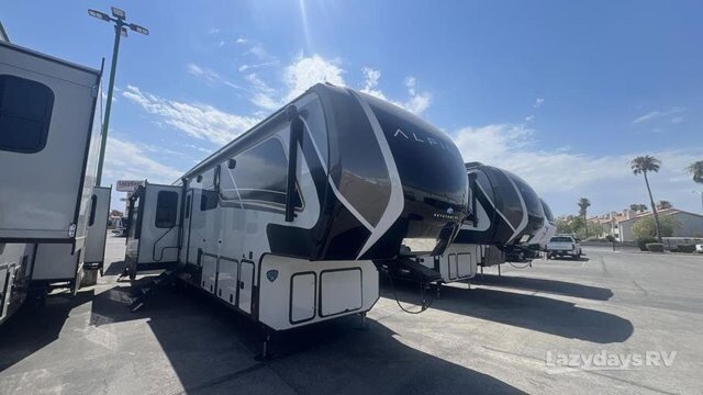 New 2024 Keystone Alpine 3910RK