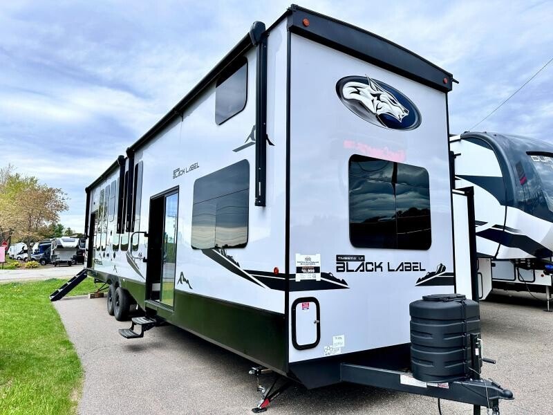 New 2024 Forest River Cherokee 39ALBL