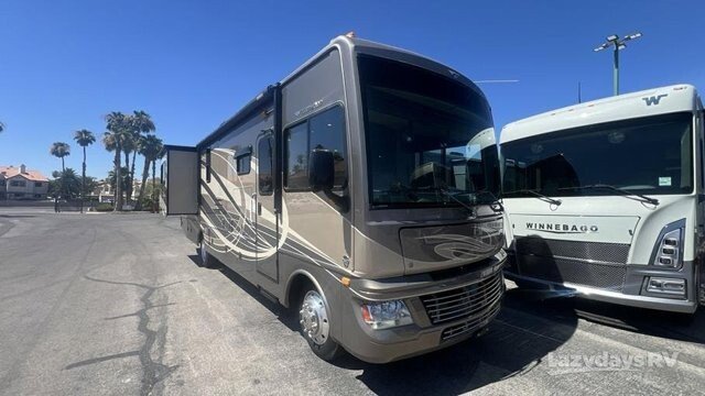 2015 Fleetwood Bounder 35K