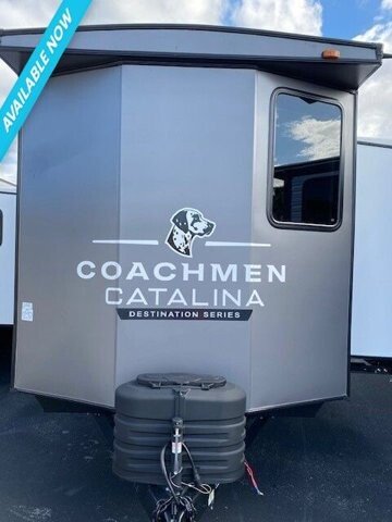 New 2025 Coachmen Catalina