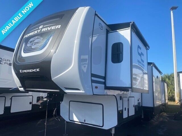 New 2025 Forest River Cedar Creek