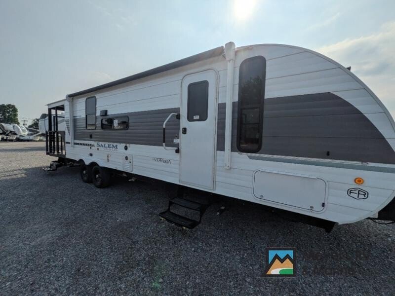 New 2025 Forest River Salem