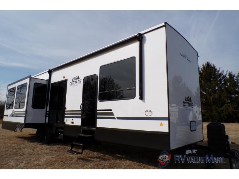 New 2025 Forest River Cedar Creek