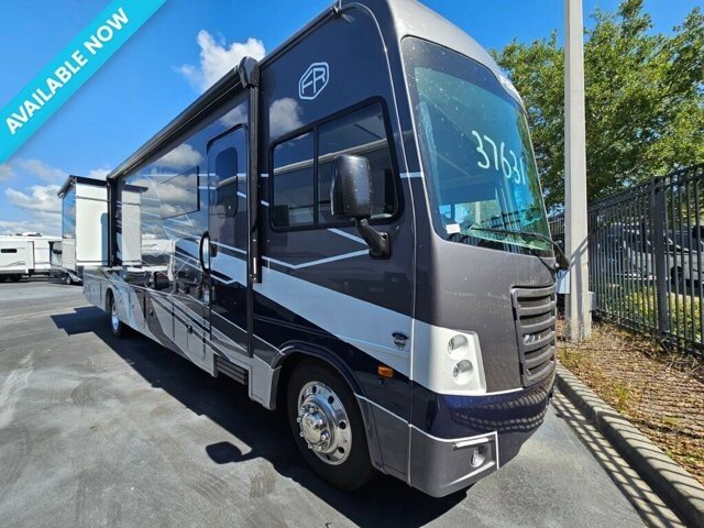 New 2025 Forest River FR3