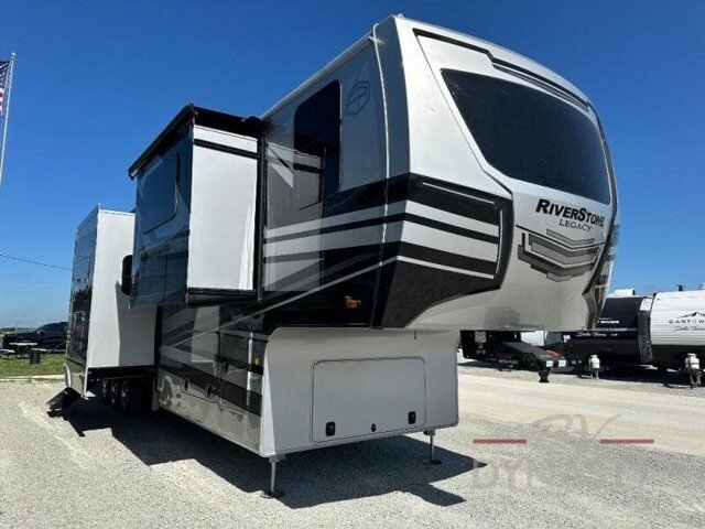 New 2025 Forest River Riverstone