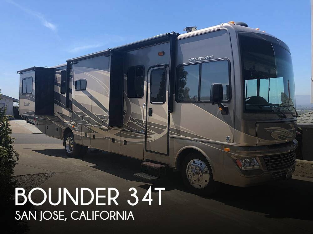 2015 Fleetwood Bounder