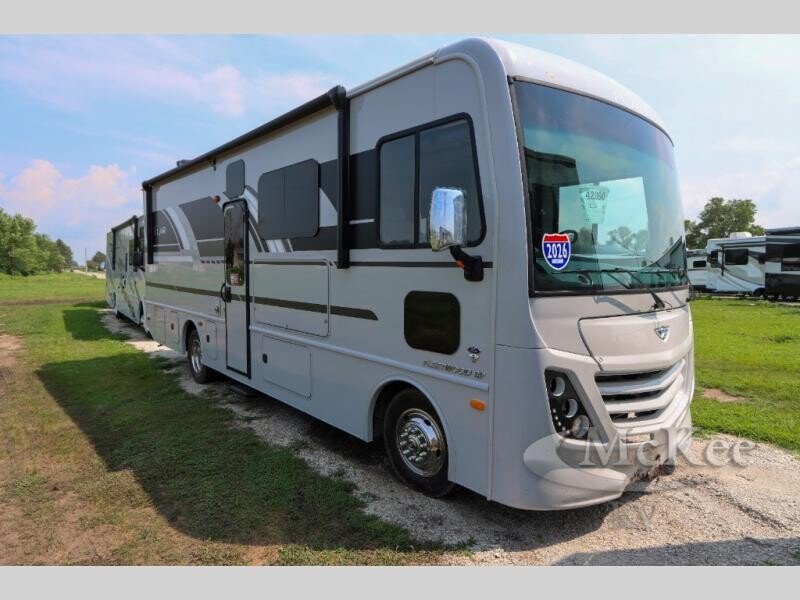 New 2026 Fleetwood Flair 28A
