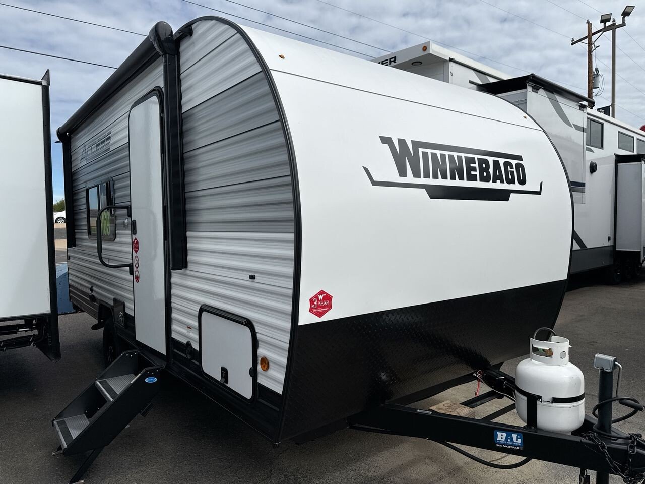 New 2025 Winnebago Access