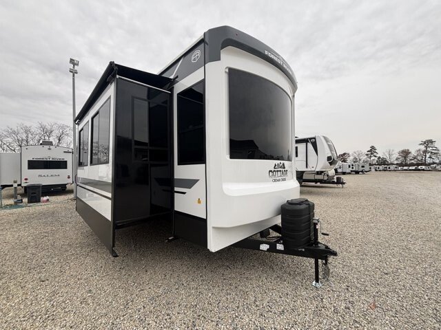 New 2026 Forest River Cedar Creek