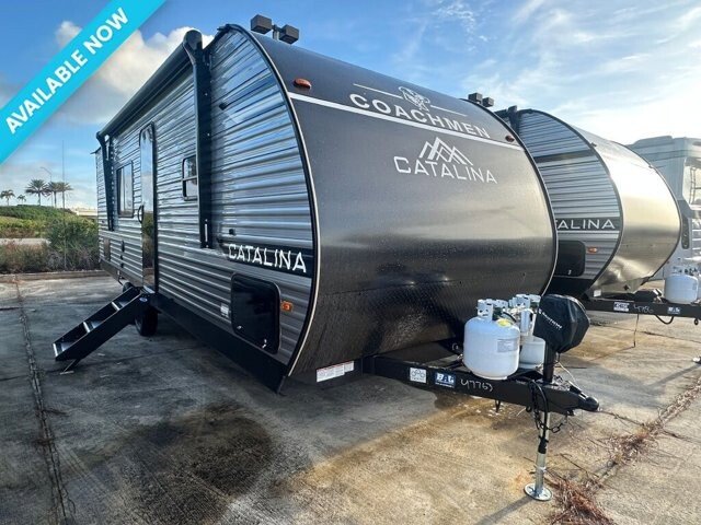 New 2026 Coachmen Catalina 261BH