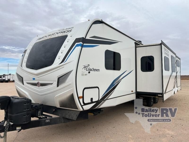 2023 Coachmen Freedom Express 320BHDSLE