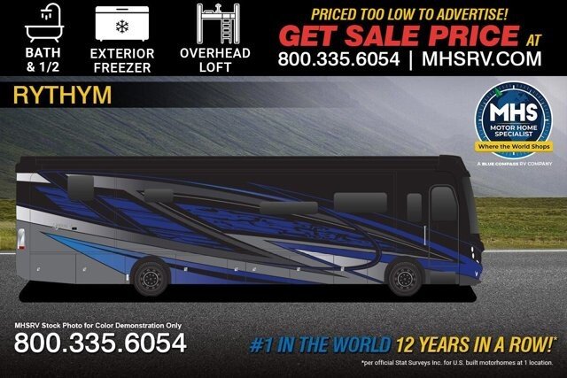 New 2026 Fleetwood Discovery 44S