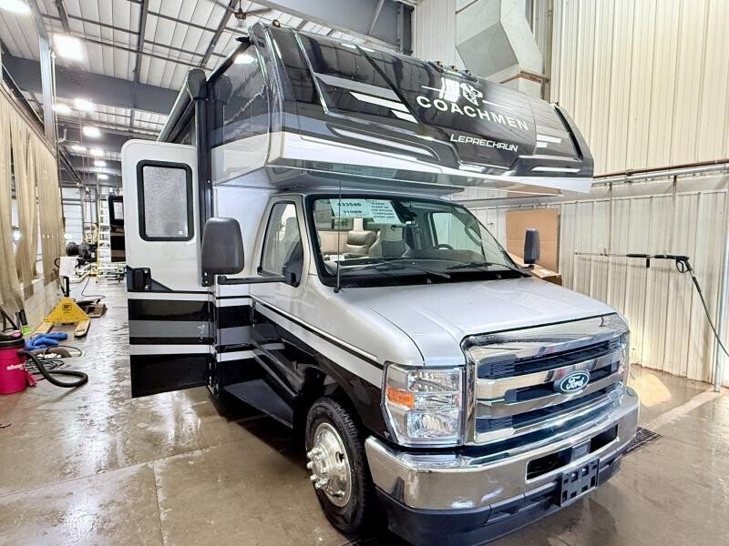 New 2026 Coachmen Leprechaun