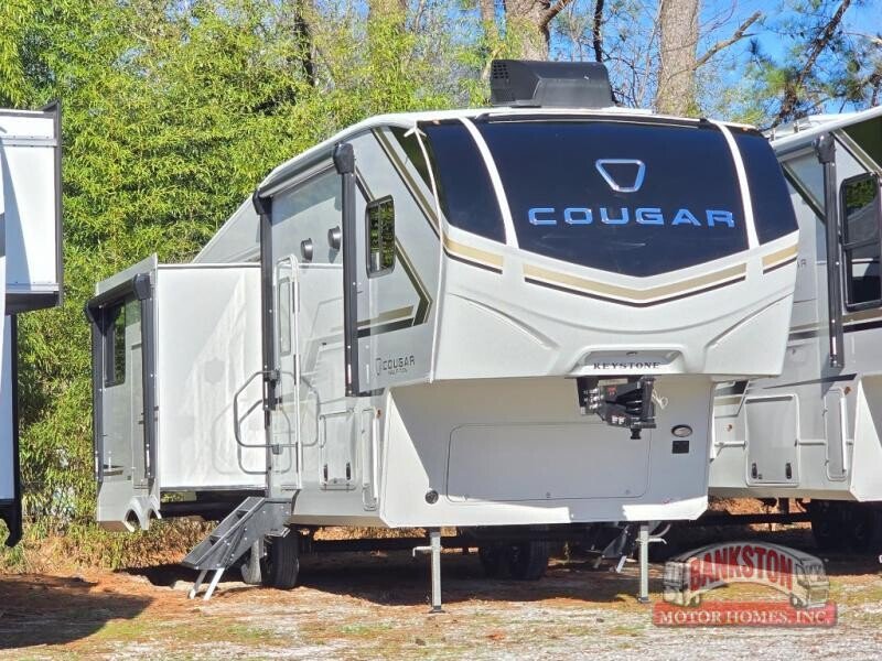 New 2026 Keystone Cougar 26RKE